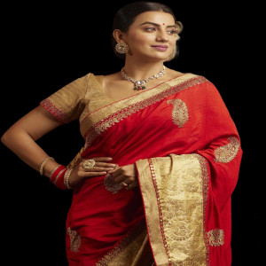 Akshara Singh Bhojpuri Singer (3)