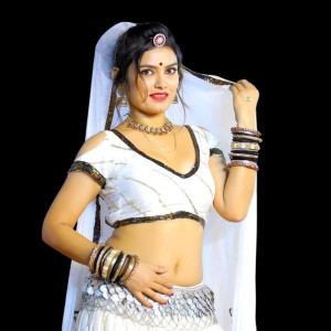 Bhojpuri Heroin Woman Hot Png Image (16)